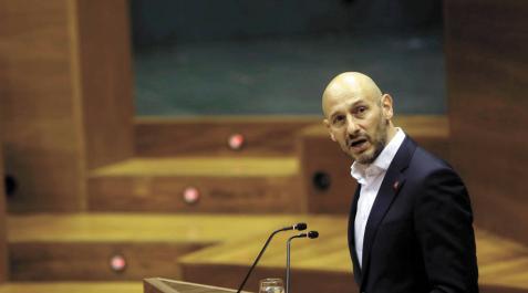 Iriarte (NA+) al PSN: “Condeno el franquismo, pídanle a Bildu que haga lo mismo con ETA” Iriarte (NA+) al PSN: “Condeno el franquismo, pídanle a Bildu que haga lo mismo con ETA”