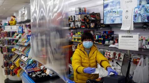 Los negocios chinos, primeros en cerrar Los negocios chinos, primeros en cerrar