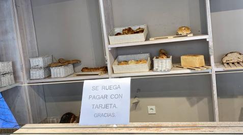 Pagar el pan, con tarjeta Pagar el pan, con tarjeta