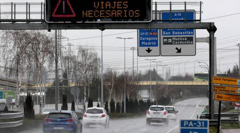 El tráfico en carreteras cae hasta en un 74% y por tren en torno al 80% El tráfico en carreteras cae hasta en un 74% y por tren en torno al 80%