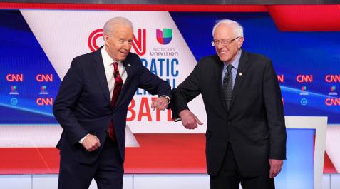 Biden y Sanders muestran sus diferencias en la gestión de la crisis del coronavirus en el debate demócrata Biden y Sanders muestran sus diferencias en la gestión de la crisis del coronavirus en el debate demócrata