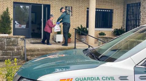 Guardia Civil mantiene entrevistas con 54 residencias de mayores de Navarra Guardia Civil mantiene entrevistas con 54 residencias de mayores de Navarra