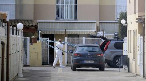 La Guardia Civil, en el lugar del asesinato. La Guardia Civil, en el lugar del asesinato.