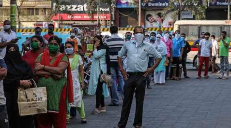 India confina a sus 1.300 millones de habitantes para frenar el coronavirus India confina a sus 1.300 millones de habitantes para frenar el coronavirus