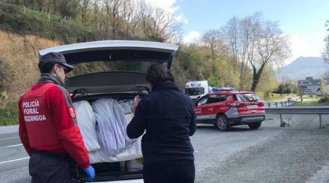 Dos denunciados en Bera por pretender un traslado de colchones a Almería Dos denunciados en Bera por pretender un traslado de colchones a Almería