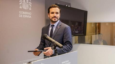 Garzón prima regular a prohibir la publicidad para evitar el juego ilegal Garzón prima regular a prohibir la publicidad para evitar el juego ilegal