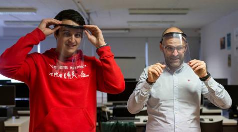 Navarra podrá fabricar entre 600 y 800 pantallas protectoras al día Navarra podrá fabricar entre 600 y 800 pantallas protectoras al día