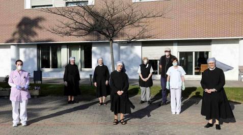 Las Hermanitas de los Pobres necesitan leche, yogures y mascarillas Las Hermanitas de los Pobres necesitan leche, yogures y mascarillas