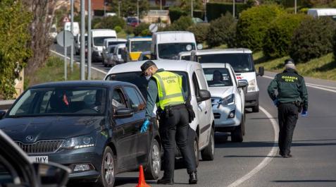 Control de la Guardia Civil en Logroño. Control de la Guardia Civil en Logroño.
