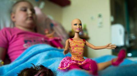 Casi cuatro de cada cinco niños que sufren un cáncer superan su enfermedad. Casi cuatro de cada cinco niños que sufren un cáncer superan su enfermedad.