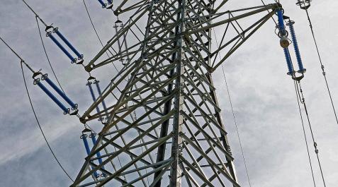 Industria congelará los peajes del recibo de la luz en 2015 Industria congelará los peajes del recibo de la luz en 2015
