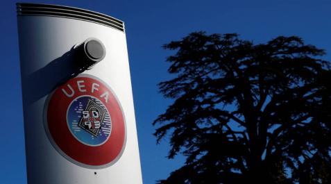 La UEFA mantiene pospuestas la Champions y la Liga Europa y cancela los partidos internacionales de junio La UEFA mantiene pospuestas la Champions y la Liga Europa y cancela los partidos internacionales de junio