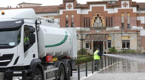 Labores de desinfección en la residencia de La Misericordia Labores de desinfección en la residencia de La Misericordia