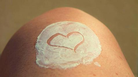 ¿En busca de una crema solar? Breve guía sobre protección para la piel ¿En busca de una crema solar? Breve guía sobre protección para la piel