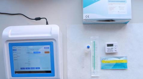 Material para realizar un test rapidos de coronavirus. Material para realizar un test rapidos de coronavirus.