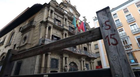 El Ayuntamiento de Pamplona sigue trabajando en las contrataciones para las fiestas de San Fermín. El Ayuntamiento de Pamplona sigue trabajando en las contrataciones para las fiestas de San Fermín.