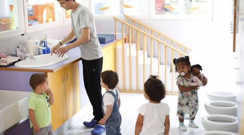 UPN y PSN dicen que cuatripartito promociona más la escuela infantil en euskera UPN y PSN dicen que cuatripartito promociona más la escuela infantil en euskera