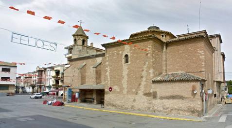 Exterior de la iglesia de Villafranca. Exterior de la iglesia de Villafranca.