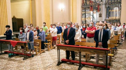 Orquesta Sinfónica de Navarra y Capilla de Música, en número reducido, en el coro alto de San Lorenzo. Orquesta Sinfónica de Navarra y Capilla de Música, en número reducido, en el coro alto de San Lorenzo.