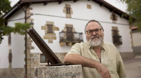 Victoriano Gabirondo, alcalde: “Convocaremos un 'batzarre' para buscar relevo en el Ayuntamiento” Victoriano Gabirondo, alcalde: “Convocaremos un 'batzarre' para buscar relevo en el Ayuntamiento”