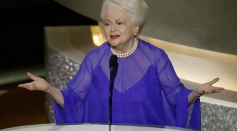 Muere Olivia de Havilland, una de las últimas grandes leyendas del Hollywood clásico Muere Olivia de Havilland, una de las últimas grandes leyendas del Hollywood clásico
