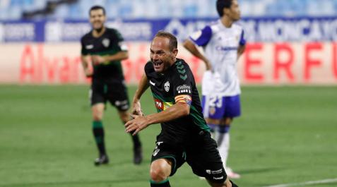 La afición rojilla se rinde a Nino La afición rojilla se rinde a Nino
