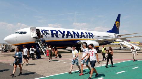 Ryanair dice que este domingo solo hay Ryanair dice que este domingo solo hay
