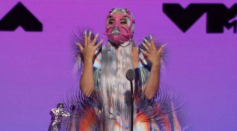 Las divas del pop sucumben ante el rey del gótico Las divas del pop sucumben ante el rey del gótico