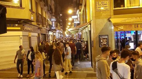 El 'Juevintxo' llena San Nicolás a pesar del coronavirus El 'Juevintxo' llena San Nicolás a pesar del coronavirus