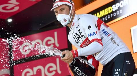 Ulissi dobla en el Giro tras romper el grupo en el muro de Calaone Ulissi dobla en el Giro tras romper el grupo en el muro de Calaone
