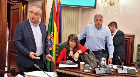 UPN se queda solo en su demanda de retirar el cartel con la mujer de Romeo UPN se queda solo en su demanda de retirar el cartel con la mujer de Romeo
