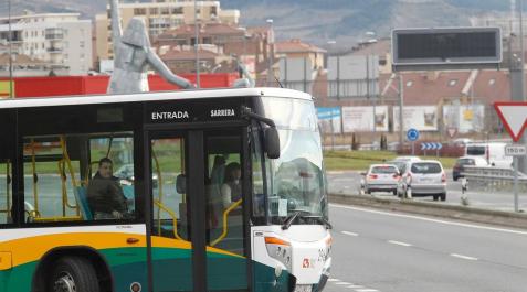 Los ruidos por una parada de villavesa llegan hasta el Defensor Los ruidos por una parada de villavesa llegan hasta el Defensor