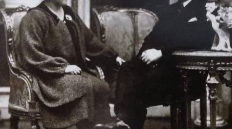 Noveladas las pasiones y controversias que suscitó la socialista Julia Álvarez Noveladas las pasiones y controversias que suscitó la socialista Julia Álvarez