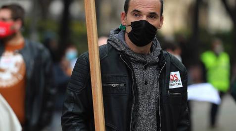 Manifestación en apoyo a la hostelería en Pamplona Una manifestación reclama en Pamplona un
