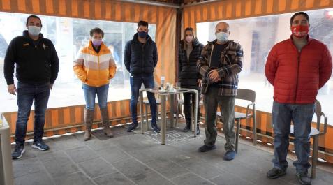 Hosteleros de la Ribera Alta piden no pagar basuras ni a la SGAE en 2021 Hosteleros de la Ribera Alta piden no pagar basuras ni a la SGAE en 2021