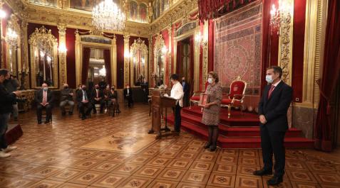 Navarra agradece la “generosidad y profesionalidad” del personal sanitario Navarra agradece la “generosidad y profesionalidad” del personal sanitario