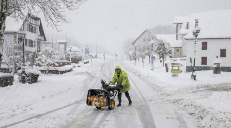 La nieve seguirá cayendo en el norte en cotas algo más altas
