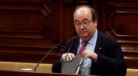 El Parlament rechaza que Iceta sea senador y bloquea que presida el Senado El Parlament rechaza que Iceta sea senador y bloquea que presida el Senado