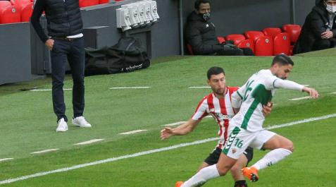 El entrenador del Athletic de Bilbao, Gaizka Garitano, durante el partido Athletic de Bilbao-Elche El entrenador del Athletic de Bilbao, Gaizka Garitano, durante el partido Athletic de Bilbao-Elche