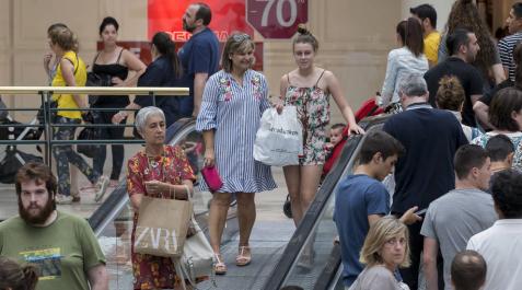 Los comerciantes esperan que las ventas aumenten un 5% en rebajas Los comerciantes esperan que las ventas aumenten un 5% en rebajas