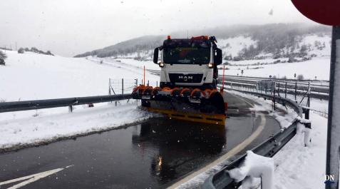 100 quitanieves vigilan el estado de las carreteras navarras 100 quitanieves vigilan el estado de las carreteras navarras
