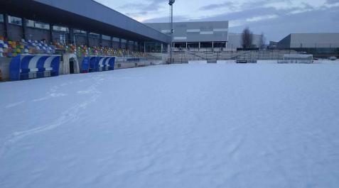 El campo de la Mutilvera, cubierto por la nieve. El campo de la Mutilvera, cubierto por la nieve.