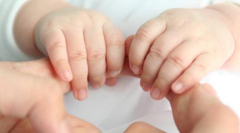 Condenada una pareja guipuzcoana por vender a su recién nacido por 1.150 euros Condenada una pareja guipuzcoana por vender a su recién nacido por 1.150 euros