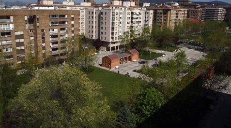 Una de las actuaciones tuvo lugar en un piso de la Plaza Félix Huarte de Iturrama. Una de las actuaciones tuvo lugar en un piso de la Plaza Félix Huarte de Iturrama.