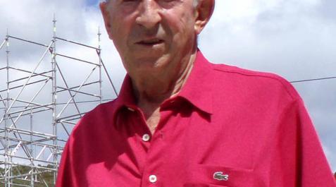 Fallece Paco Oyarzun, benefactor de Aoiz Fallece Paco Oyarzun, benefactor de Aoiz