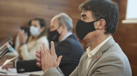 Eduardo Santos reitera que Ayerdi dimitirá si tiene la condición de investigado Eduardo Santos reitera que Ayerdi dimitirá si tiene la condición de investigado
