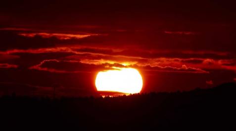 Ondas magnéticas explican un misterio de la capa externa del Sol Ondas magnéticas explican un misterio de la capa externa del Sol