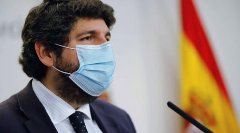Murcia suspende toda actividad asistencial no urgente, incluida la quirúrgica Murcia suspende toda actividad asistencial no urgente, incluida la quirúrgica