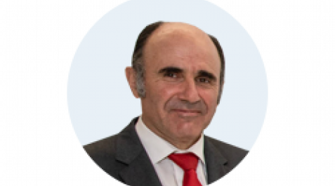Manu Ayerdi. Manu Ayerdi.