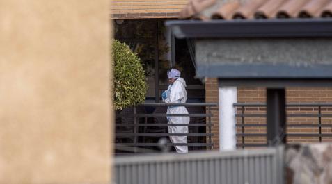 Un brote en una residencia de Becerril de la Sierra causa la muerte de 11 ancianos Un brote en una residencia de Becerril de la Sierra causa la muerte de 11 ancianos